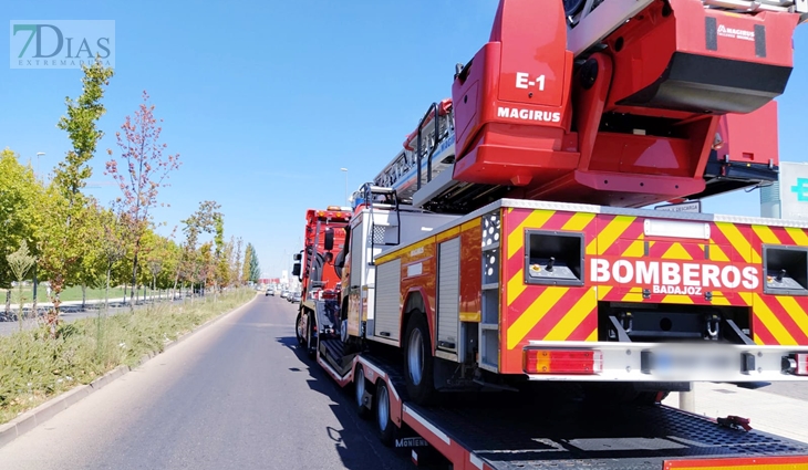 La ciudad de Badajoz y sus pedanías sin camión autoescala de Bomberos