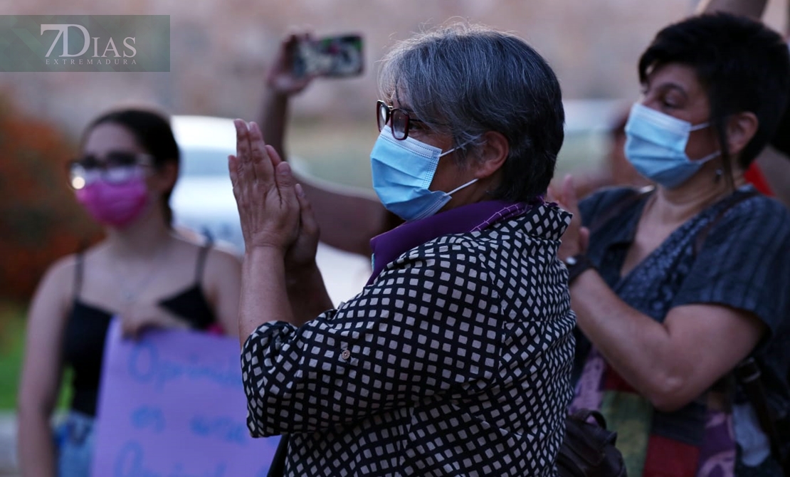 Badajoz reivindica los derechos de las mujeres afganas