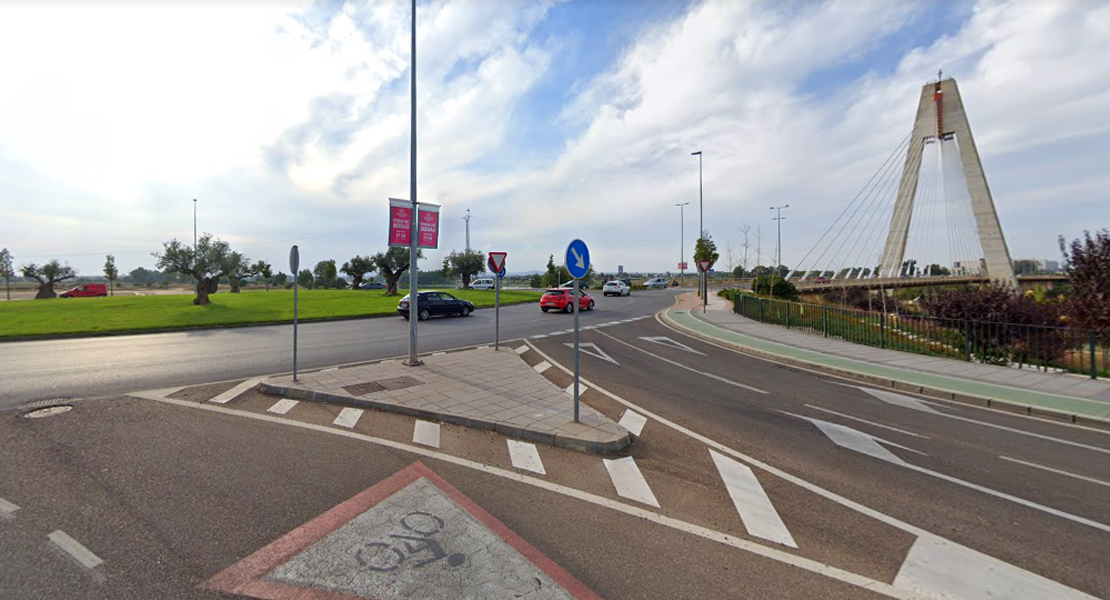 Atropellan a dos mujeres en el Puente Real de Badajoz