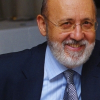 VOX sienta a Tezanos (CIS) en el banquillo por presunta malversación