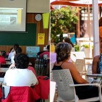 Quejas a Educación: "No adaptan las ratios en las aulas pero limitan a los empresarios"