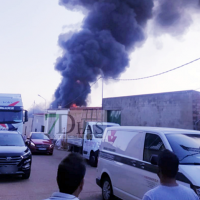 Calcinación de una nave tras un incendio en Solana de Los Barros (BA)