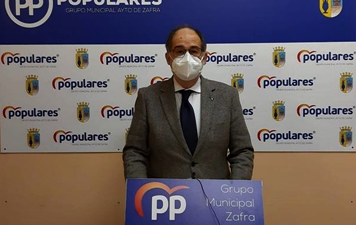 PP: “Contreras deja sin servicio de limpieza a los colegios de Zafra”