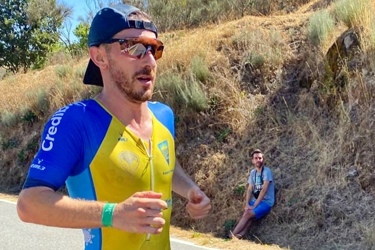 El triatleta pacense, Alberto Casillas, estará presente en el Challenge Davos