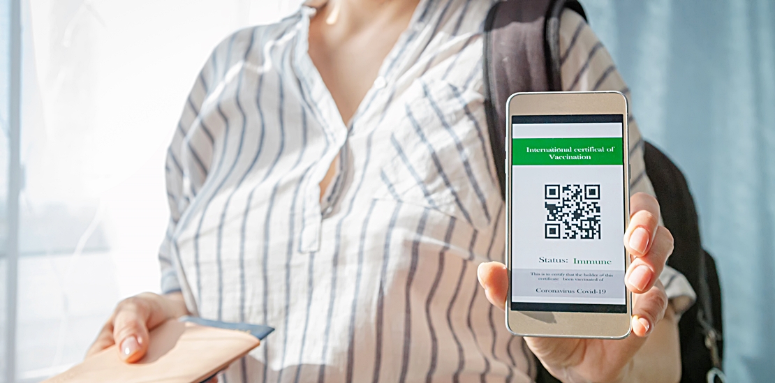 Extremadura contraria a usar el pasaporte covid para acceder a bares y restaurantes