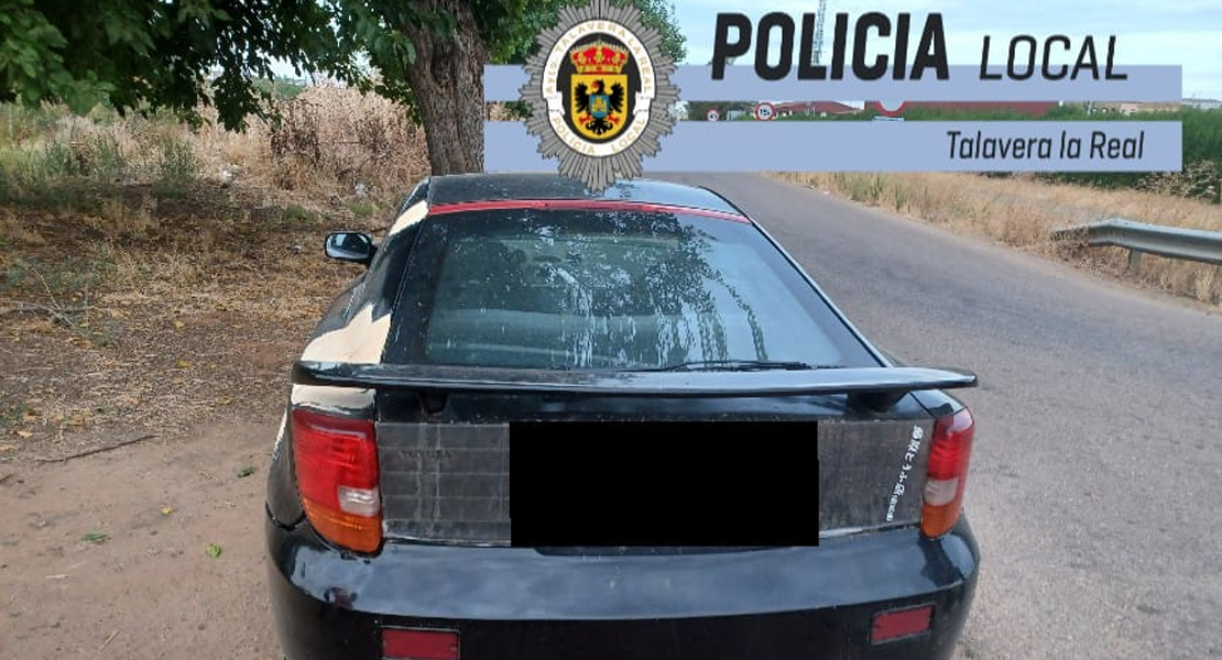 La Policía Local de Talavera la Real detiene a un conductor drogado, sin carnet y con antecedentes