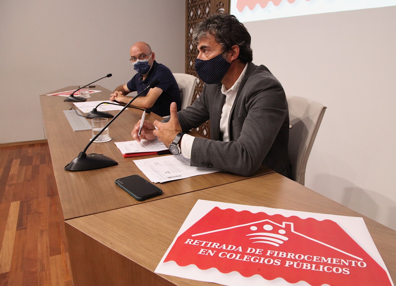 Diputación de Badajoz destina 400.000 € para eliminar el fibrocemento en los colegios
