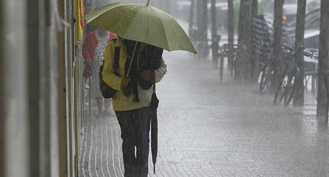Alerta por lluvia y tormenta este lunes en Extremadura
