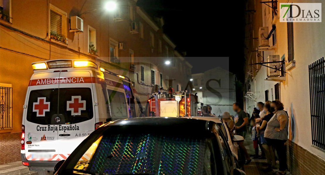 Varias personas atendidas tras un incendio de vivienda en la Picuriña (Badajoz)
