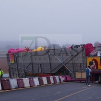 Un camión impide el acceso a Novelda del Guadiana (Badajoz)