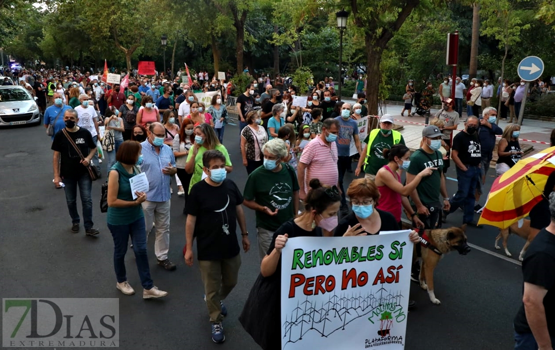 Extremadura da un toque de atención a Vara y las eléctricas