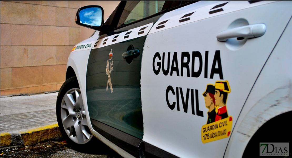 La Guardia Civil frustra el robo de dinero de un furgón blindado