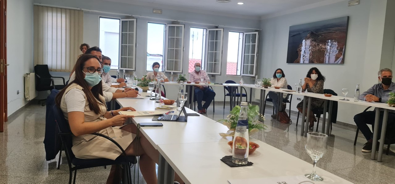 El equipo de gobierno perfila en Alange el presupuesto de la Diputación de Badajoz para el 2022