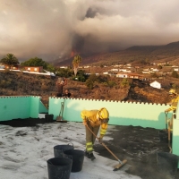 La apertura de una nueva boca del volcán deja sin agua a 3.000 palmeros