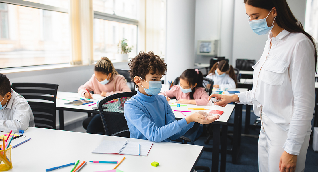 PIDE denuncia el exceso de trabajo que tienen los docentes extremeños