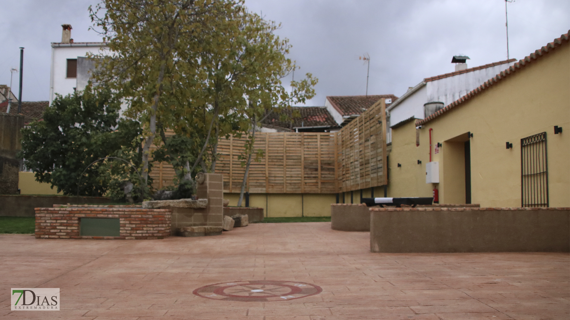 REPOR: Inauguración del Hotel Rural &#39;Casa Cuartel&#39; en San Vicente de Alcántara