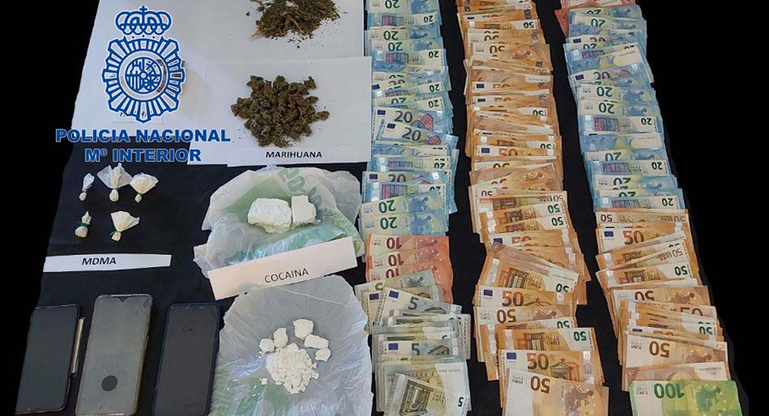 Policía Nacional detiene a dos jóvenes por tráfico de drogas en la provincia de Cáceres