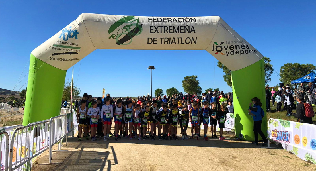 Los jóvenes valores del duatlón extremeño demuestran su potencial en Don Benito