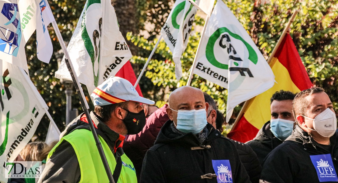 Manifestación contra la reforma de la Ley de Seguridad Ciudadana anunciada por el Gobierno en Badajoz