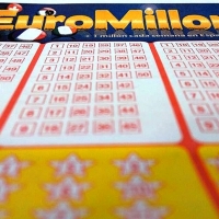 Un acertante gana los 163 millones del Euromillones