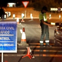 Agentes detectan malos tratos tras el gesto de socorro realizado por una mujer en un control en Cáceres