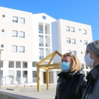 Mejoran la eficiencia energética en 50 viviendas de promoción pública en Quintana de la Serena