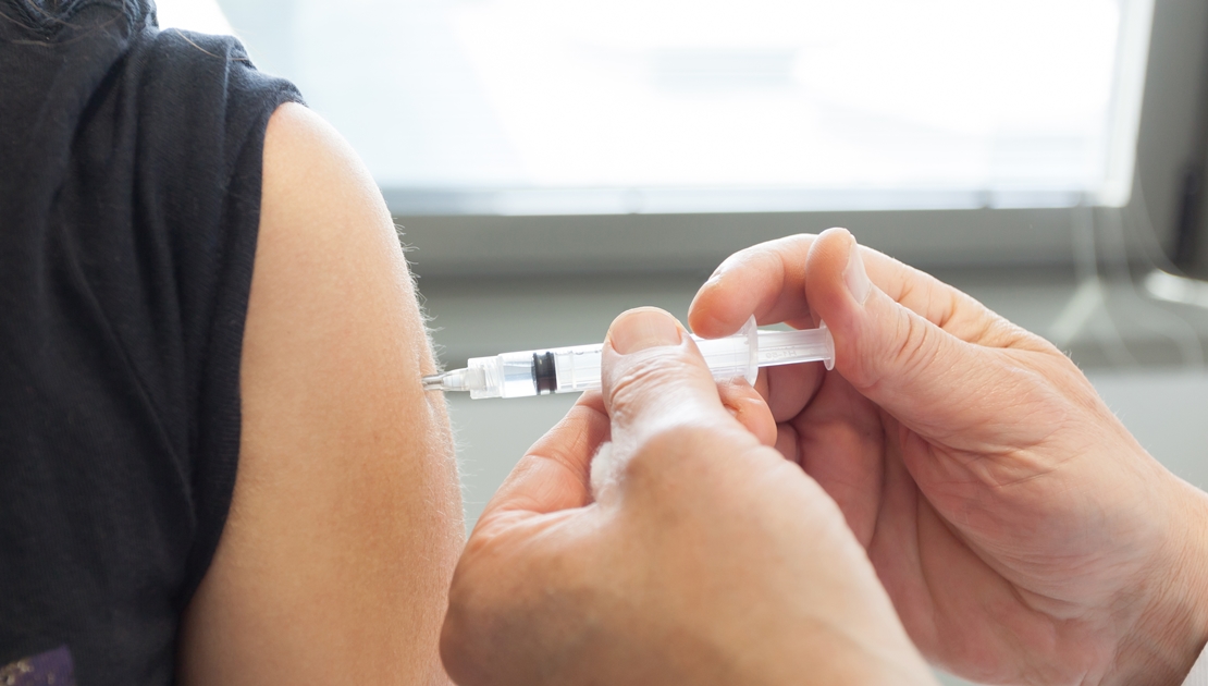 Los síntomas más comunes del covid en personas ya vacunadas