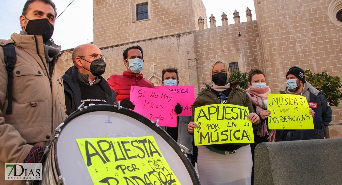 La Escuelas Municipales de Música continúan reclamando una sede única y acabar el curso en junio