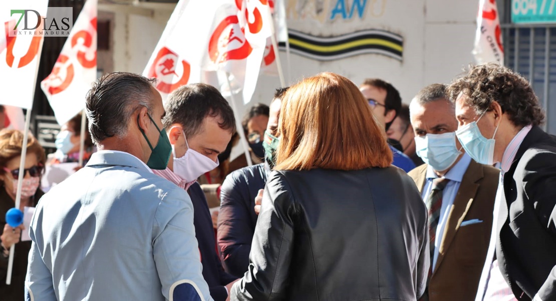 REPOR - Manifestación en Mérida por la jubilación parcial en la enseñanza concertada