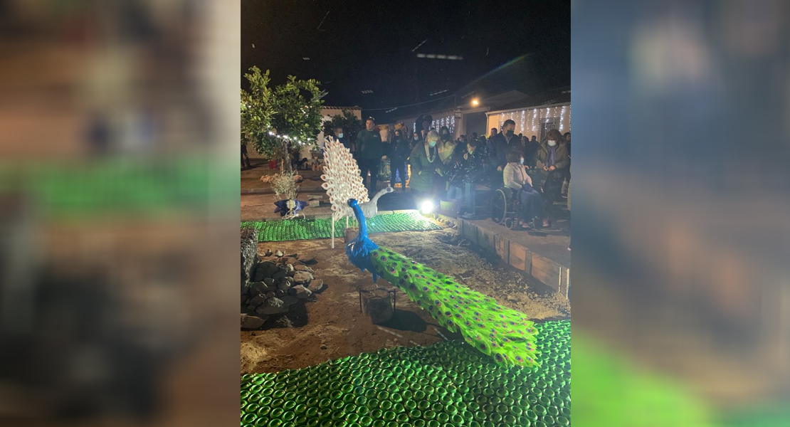 Palazuelo adorna sus calles con material reciclado durante la Navidad