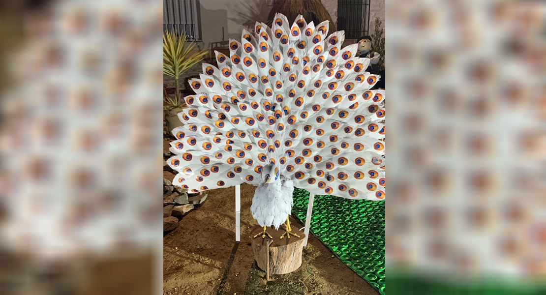 Palazuelo adorna sus calles con material reciclado durante la Navidad