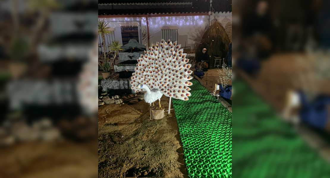 Palazuelo adorna sus calles con material reciclado durante la Navidad