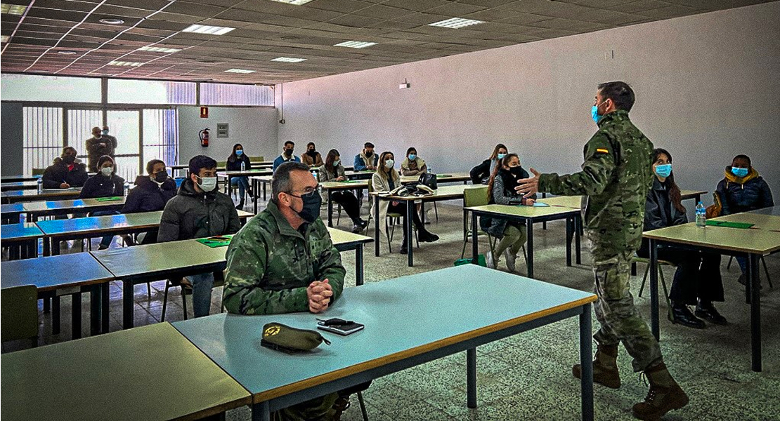 Alumnos de la UEx desarrollan habilidades de liderazgo con el Ejército de Tierra
