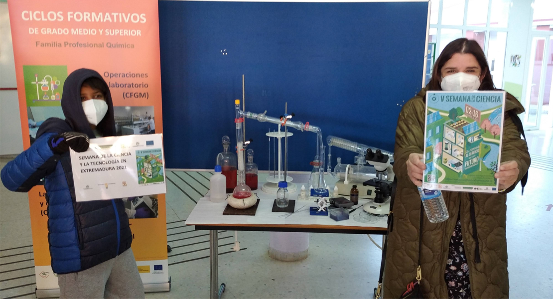 Más de 6.000 jóvenes participan en la V Semana de la Ciencia y la Tecnología en Extremadura