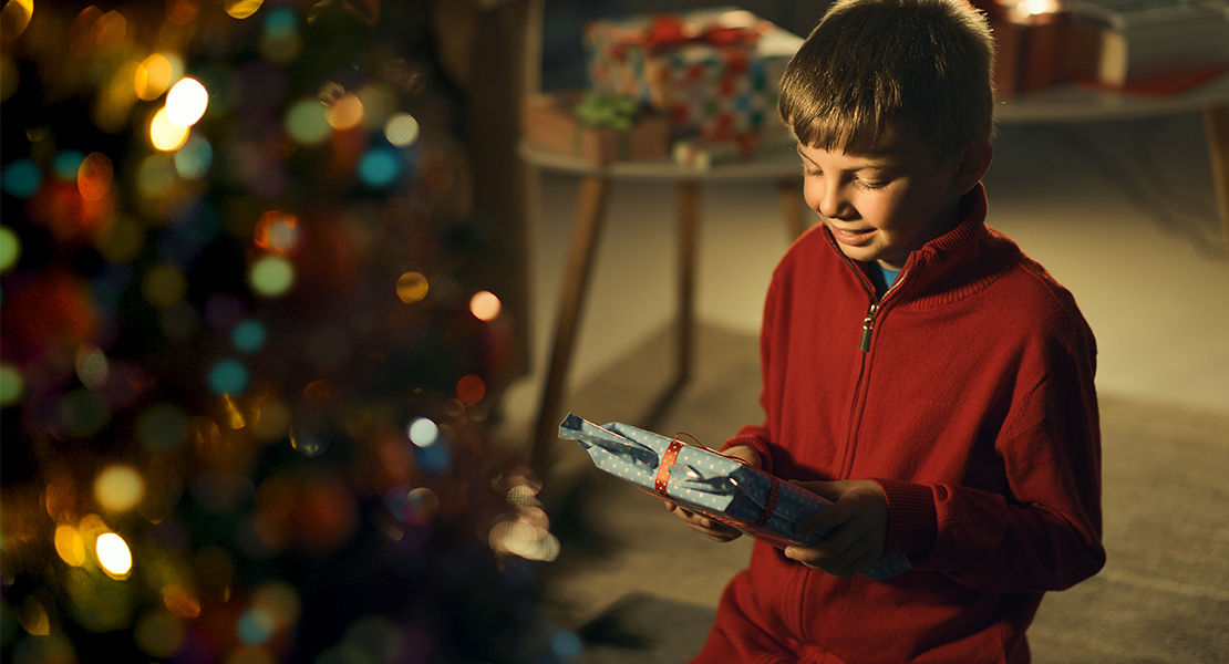 Contra el síndrome del niño hiperregalado: la regla de los cuatro regalos