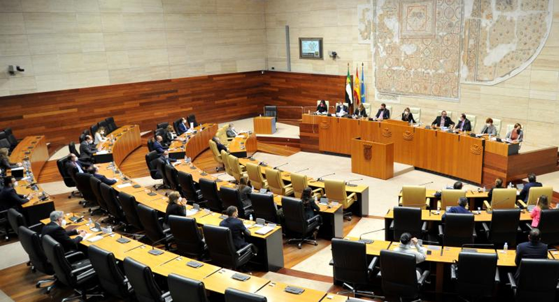 PIDE: "Otra oportunidad perdida por la Junta de reconocer el trabajo de los docentes de Extremadura"