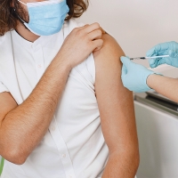 La miocarditis afecta más a los hombres jóvenes tras vacunarse contra el covid