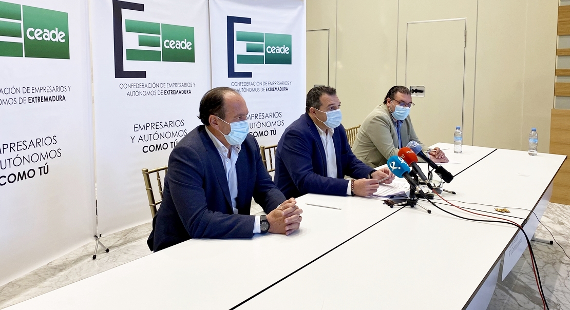CEADE inicia una campaña para captar socios extremeños
