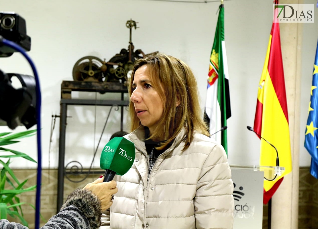 Imágenes de la inauguración de la Oficina de Turismo de San Vicente de Alcántara