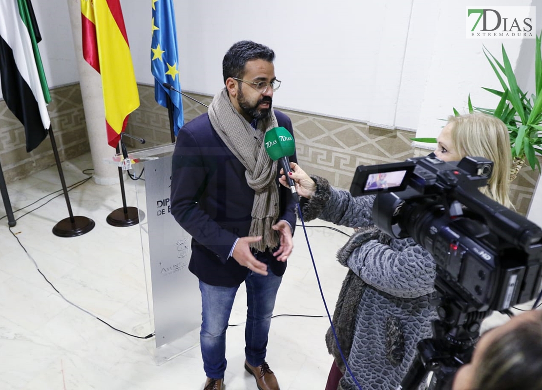 Imágenes de la inauguración de la Oficina de Turismo de San Vicente de Alcántara