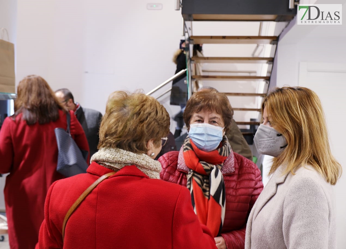 Imágenes de la inauguración de la Oficina de Turismo de San Vicente de Alcántara