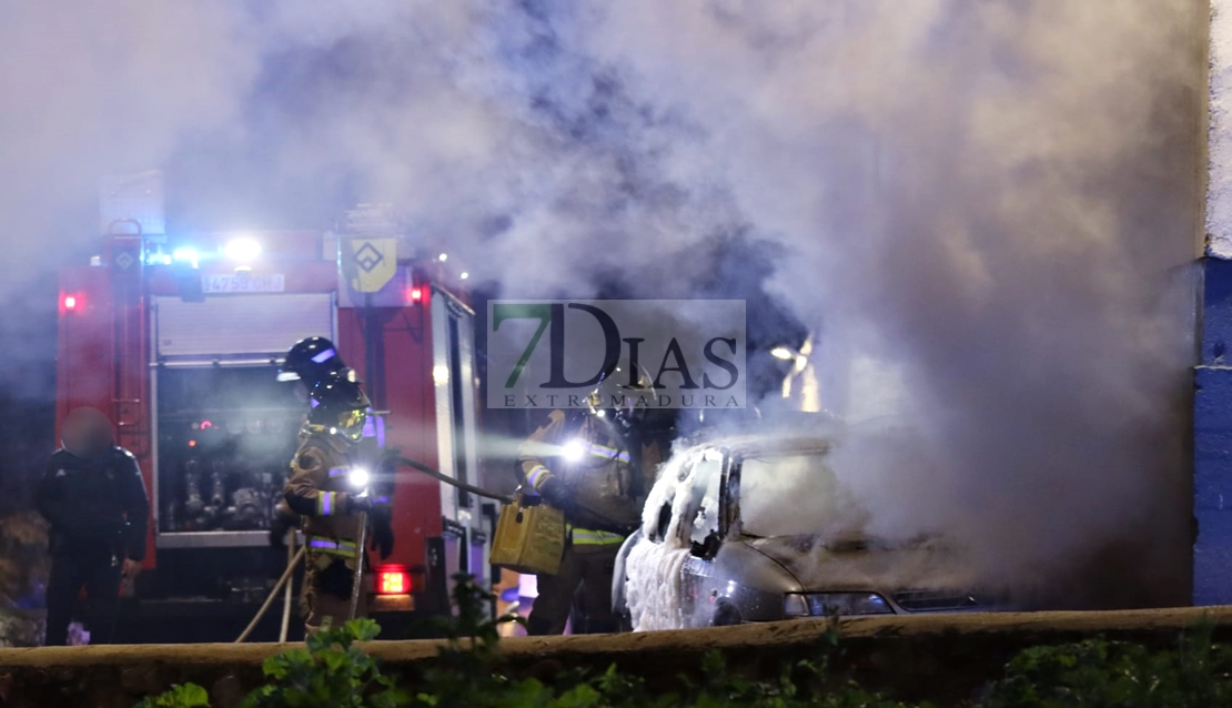 No cesa la quema nocturna de vehículos en Badajoz