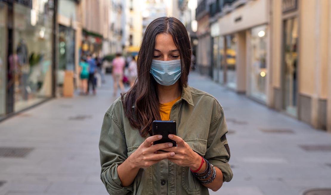 Cs: “El uso de la mascarilla en exteriores es absurdo”