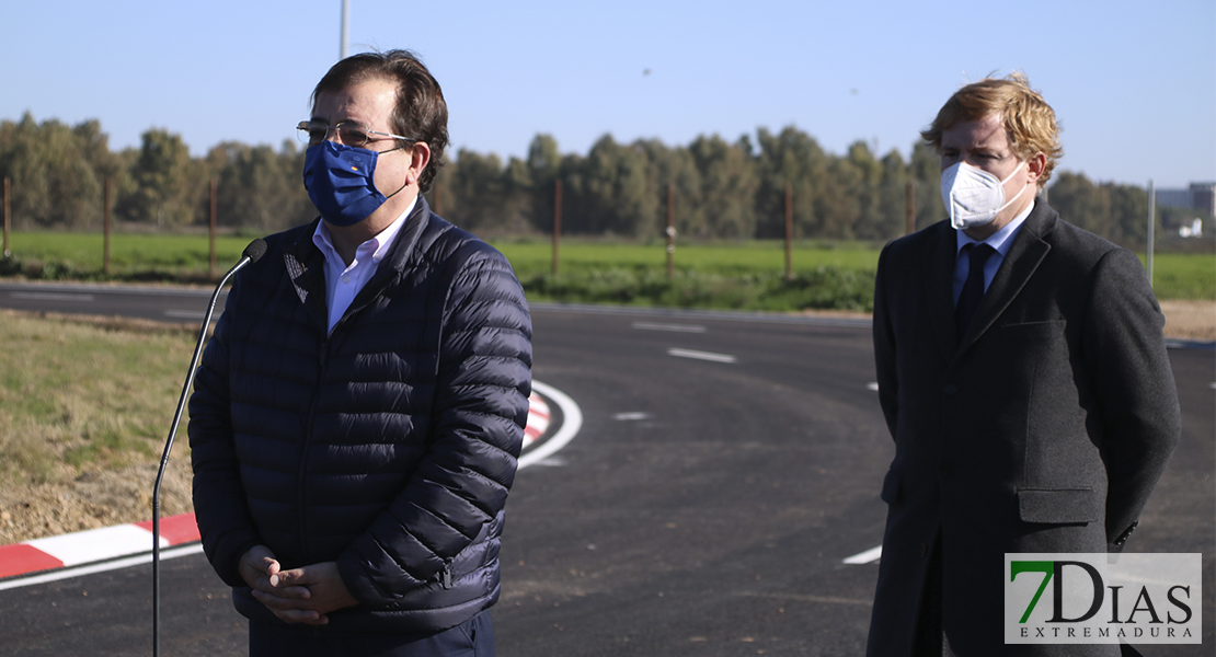 Inauguración del primer tramo de la Ronda Sur y el Puente 25 de abril en Badajoz