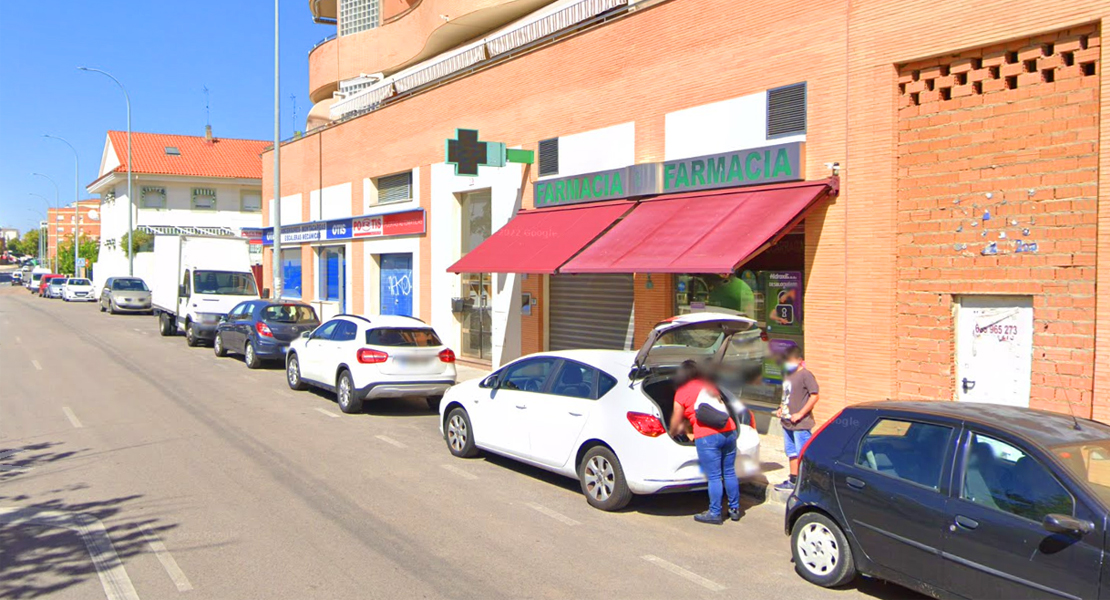 Un menor de edad entra a robar a punta de cuchillo en una farmacia de la capital extremeña