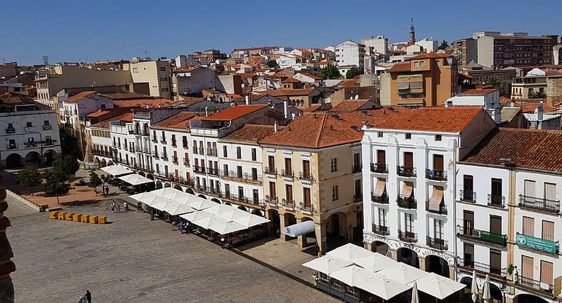 Cáceres amplía hasta el 31 de enero la renovación de las terrazas