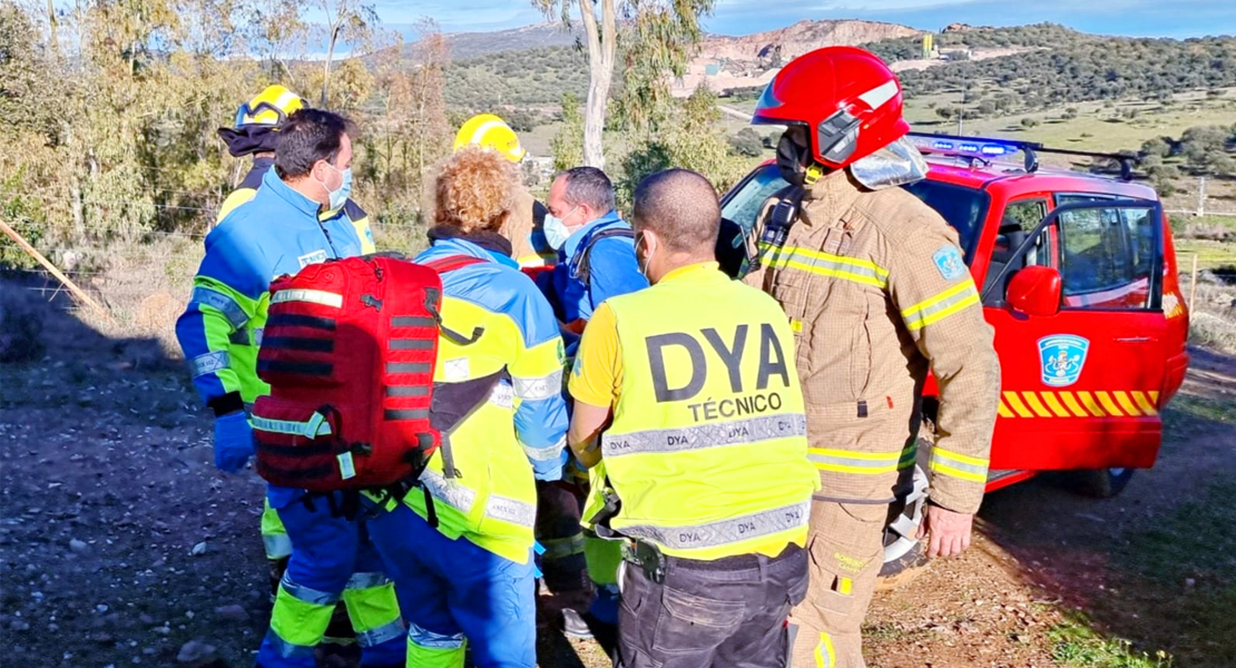 Rescatan a un ciclista tras accidentarse en la provincia de Cáceres