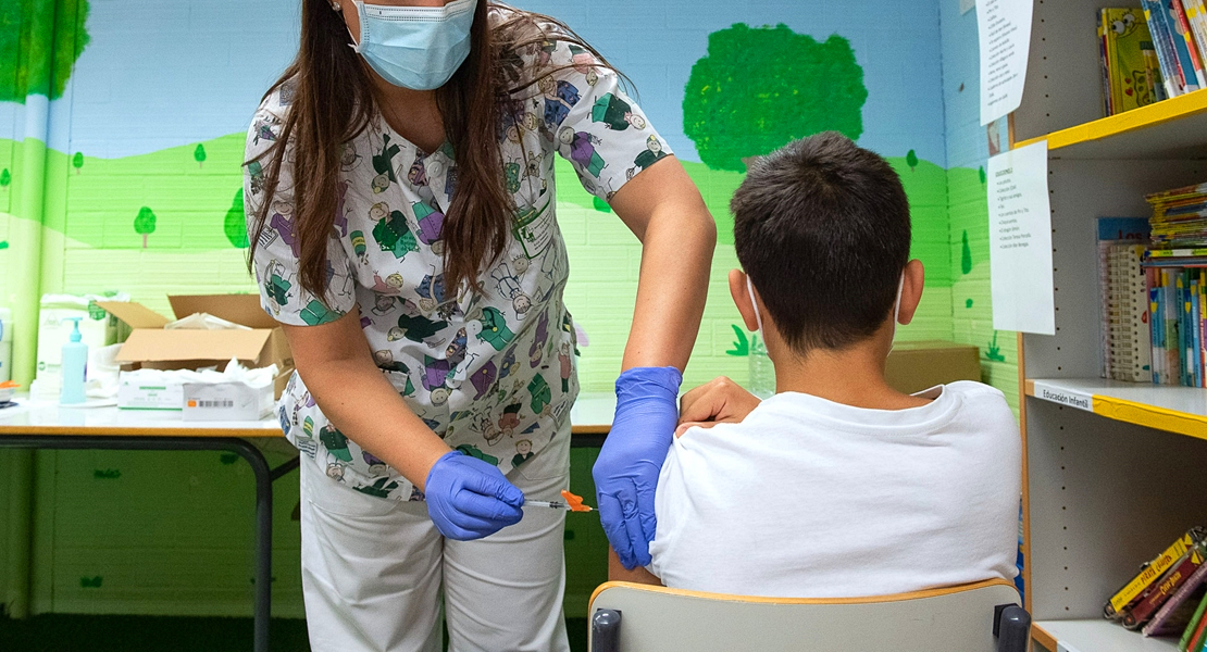 ¿Qué pasa en Extremadura si un niño da positivo justo antes de vacunarse?