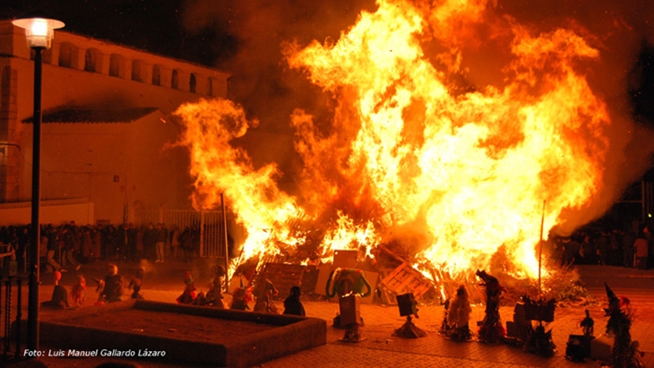 Quejas sobre la suspensión de &#39;Las Candelas&#39; en Almendralejo