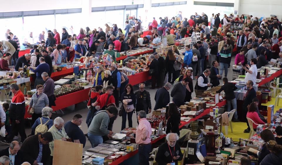 Cartel de completo para la XI edición de la Feria Internacional de Coleccionismo